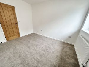 Bedroom- click for photo gallery